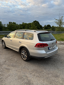 Volkswagen Passat B7 ALLTRACK 2.0tdi (11 foto / 14)