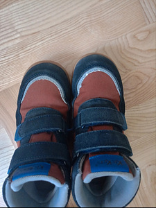 Kickers Junibo poolsaapadWaterproof veekindel memb suurus 32 (7 foto / 10)