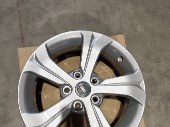 Nissan qashqai veljed 16
