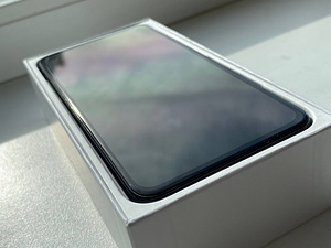 Google Pixel 4a 5G 128 GB — Black (2 foto / 10)