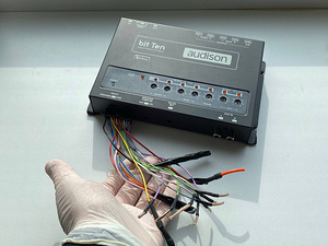Audison bit Ten — auto DSP heliprotsessor (3 foto / 8)