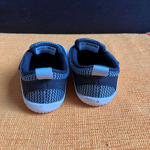 Vivobarefoot paljajalujalatsid väikelapsele, s.21 (4 foto / 5)