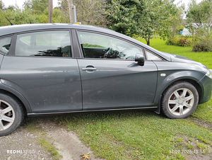 Seat leon (2 foto / 9)