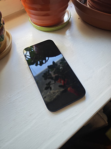 iPhone 14 plus 128 gb (6 foto / 10)