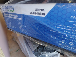 Easun LifePO4 25,6 В 100 А·ч (1 фото из 3)