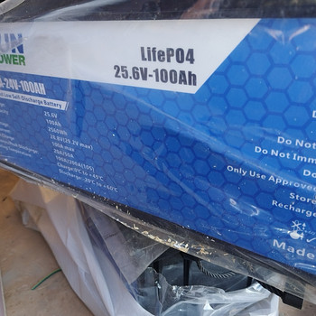 Easun LifePO4 25,6 В 100 А·ч