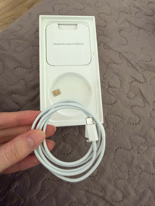Apple iPhone 14 Pro 128GB серый (3 фото из 4)