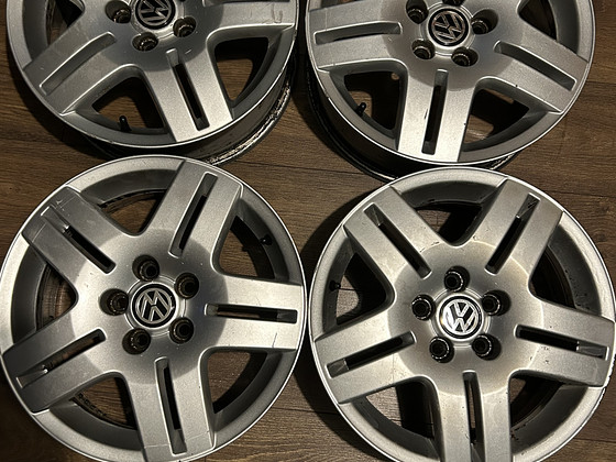 Volkswagen golf originaal veljed 5x100