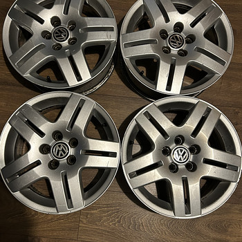 Volkswagen golf originaal veljed 5x100
