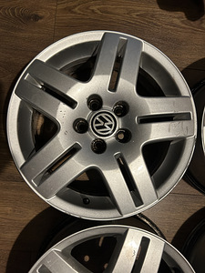 Volkswagen golf originaal veljed 5x100 (2 foto / 8)