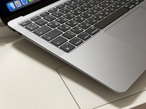 Apple Macbook Air 13 M1 8/256gb Spg ENG/RUS как новый, аккум (3 фото из 7)