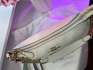 Сумка Coach (3 фото из 4)