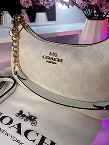 Сумка Coach (2 фото из 4)