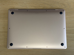 Apple Macbook Air 13 M1 8/256GB Gold ENG/RUS, аккумулятор 87% (5 фото из 6)