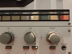 TEAC X-10R (4 фото из 10)