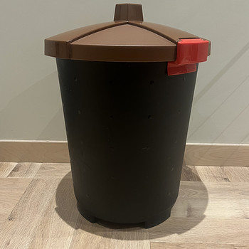 45 l prügikast