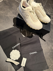 Кроссовки Chanel 36 как новые (2 фото из 7)