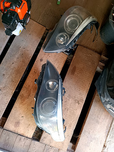 Передние фары BMW e60/61 (1 фото из 2)