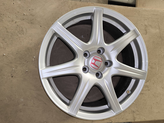 Veljed R18 Honda