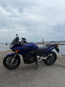 Honda CBR600S 2007, 57 кВт (6 фото из 10)