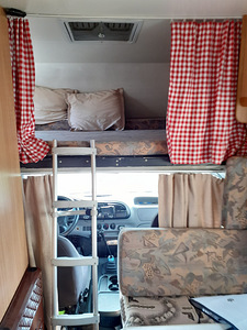 Автодом "Ford-Transit- Riviera" (3 фото из 10)