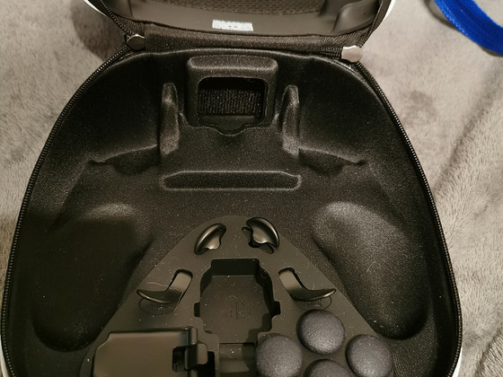 Müüa dualsense edge pult