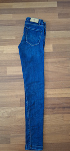 Джинсы s.xs (26/32), талия 72 см, ONLY новые, Springfield новые, H&M новые (4 фото из 9)
