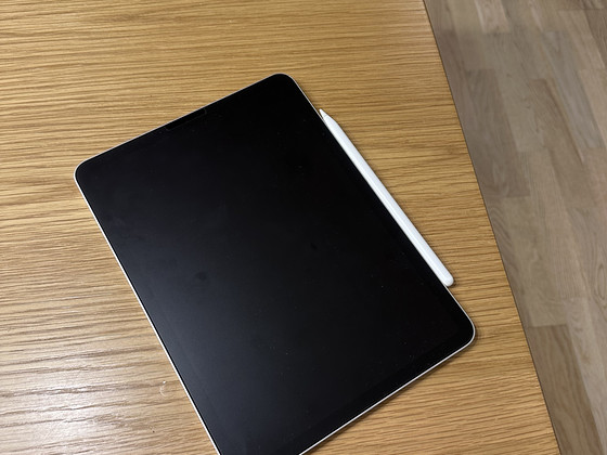 iPad Air 2022 10,9", 64 ГБ (5-го поколения) + Apple Pencil 2