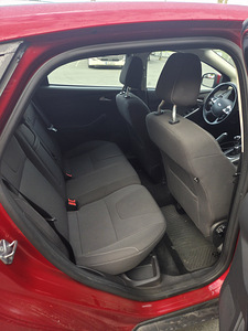 Ford Focus 1.0 92 кВт 2013 (7 фото из 7)