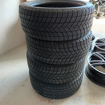 Michelin X-ICE Snow 225/45/18