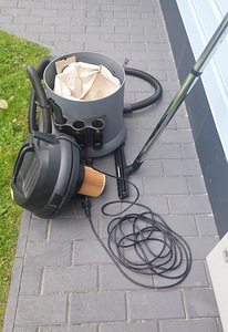 Vee-ja tolmuimeja Kärcher NT 27/1+ 5 tolmukotti (1 foto / 3)