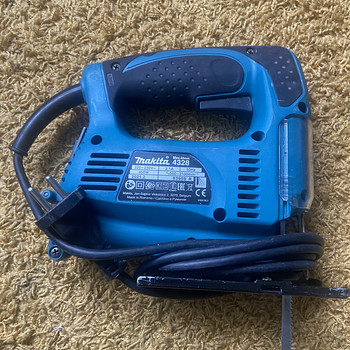 Makita tikksaag 4328