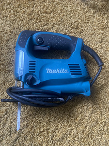 Makita tikksaag 4328 (2 foto / 2)