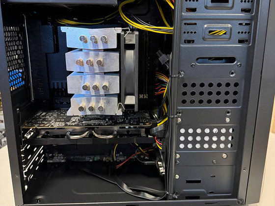 Mänguarvuti i7-3770K / 16GB / Radeon R7 370 4GB / SSD + 1TB