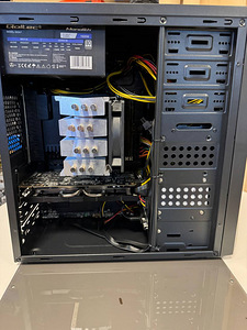 Игровой компьютер i7-3770K / 16GB / Radeon R7 370 4GB / SSD + 1TB (1 фото из 6)