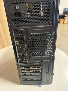Игровой компьютер i7-3770K / 16GB / Radeon R7 370 4GB / SSD + 1TB (5 фото из 6)