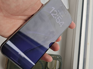 iPhone 15 Pro (5 фото из 10)