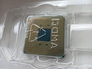 AMD Ryzen 5 3600 am4 (2 фото из 2)