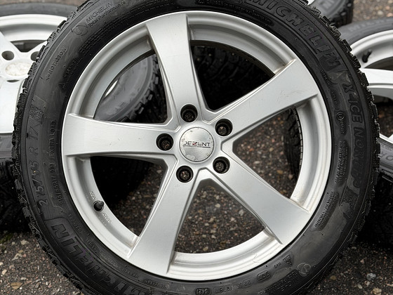17" Dezent veljed 5x112 + naastrehvid 215/55/17