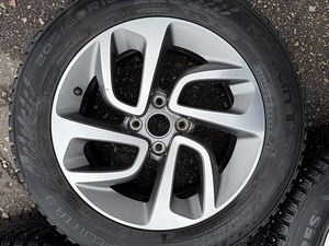 16" Opel Crossland originaalveljed 4x108 + naastrehvid (5 foto / 7)