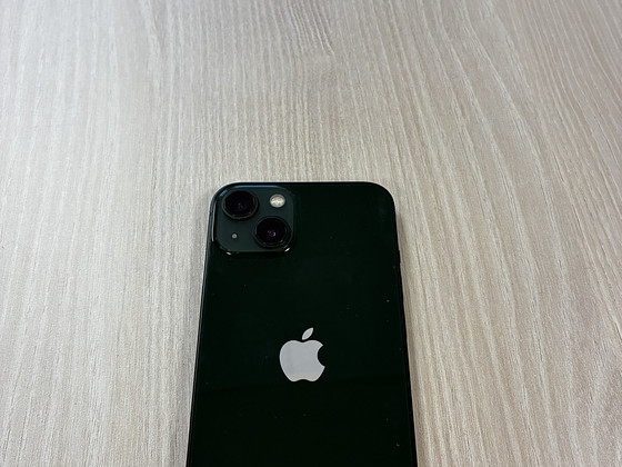 iPhone 13, Таллинн