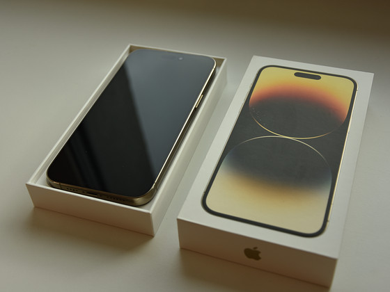 Продам Iphone 14 Pro max