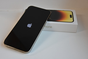 Продам Iphone 14 Pro max (4 фото из 5)