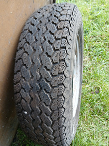 Nõukaaegsed rehvid koos velgedega 165/80 R13 (1 foto / 3)