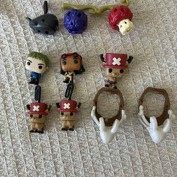 One piece kinder joy