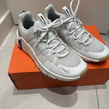 Nike Performance FREE METCON 7
