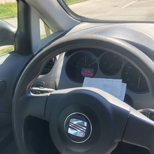 Seat leon (9 foto / 9)