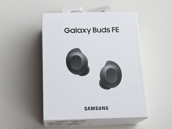 Samsung Galaxy Buds FE , Graphite