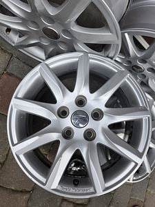 Диски Ronal Podium Toyota R16 (2 фото из 5)