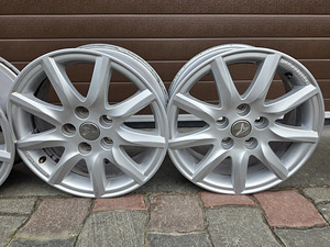 Диски Ronal Podium Toyota R16 (5 фото из 5)